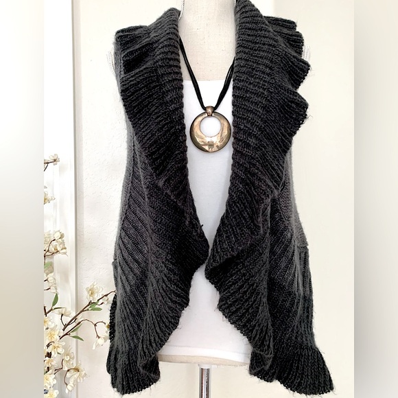 Bandolino Denim Sleeveless Cardigan w/ Ruffle - Picture 2 of 14